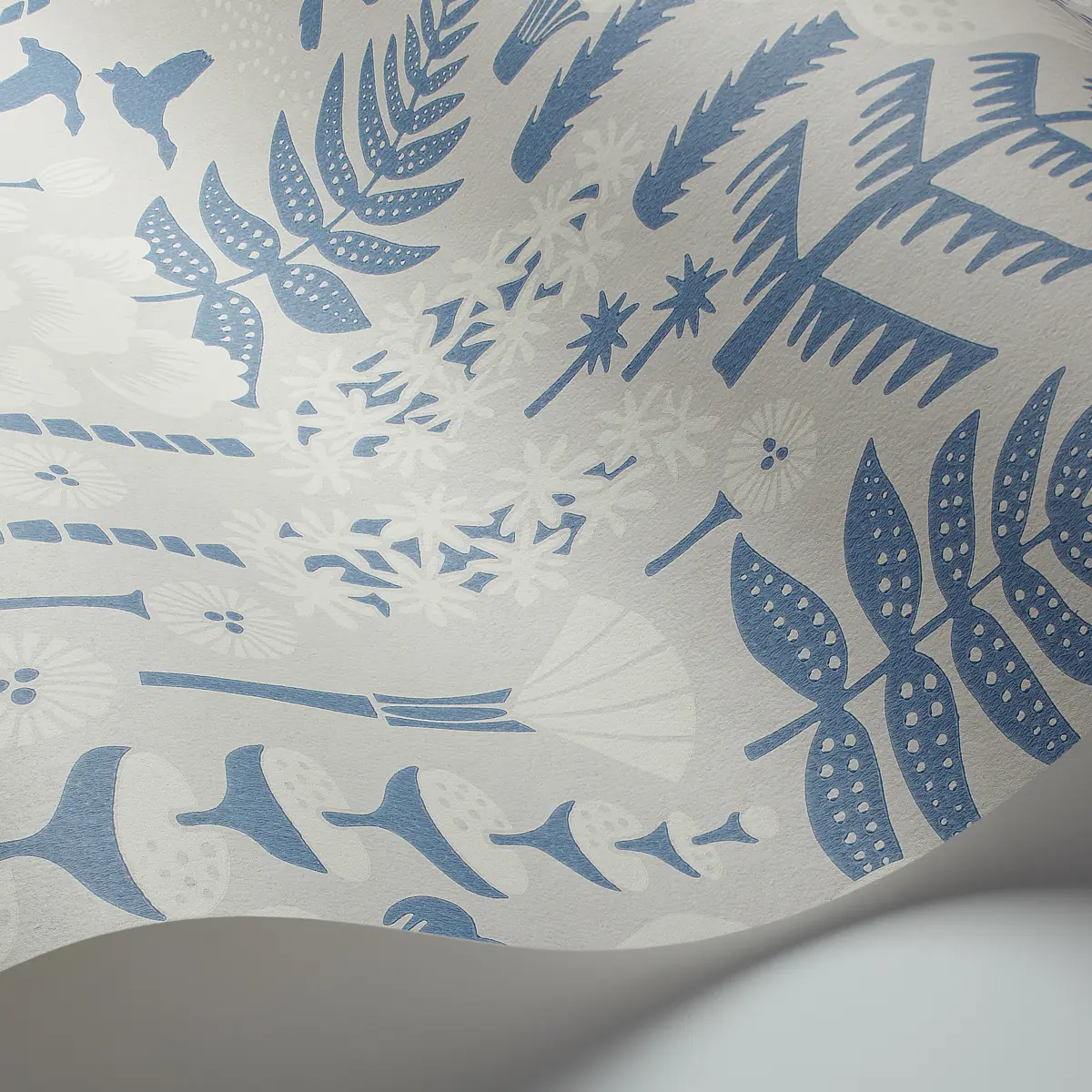 HOPPMOSSE_ DOVE AND BLUE