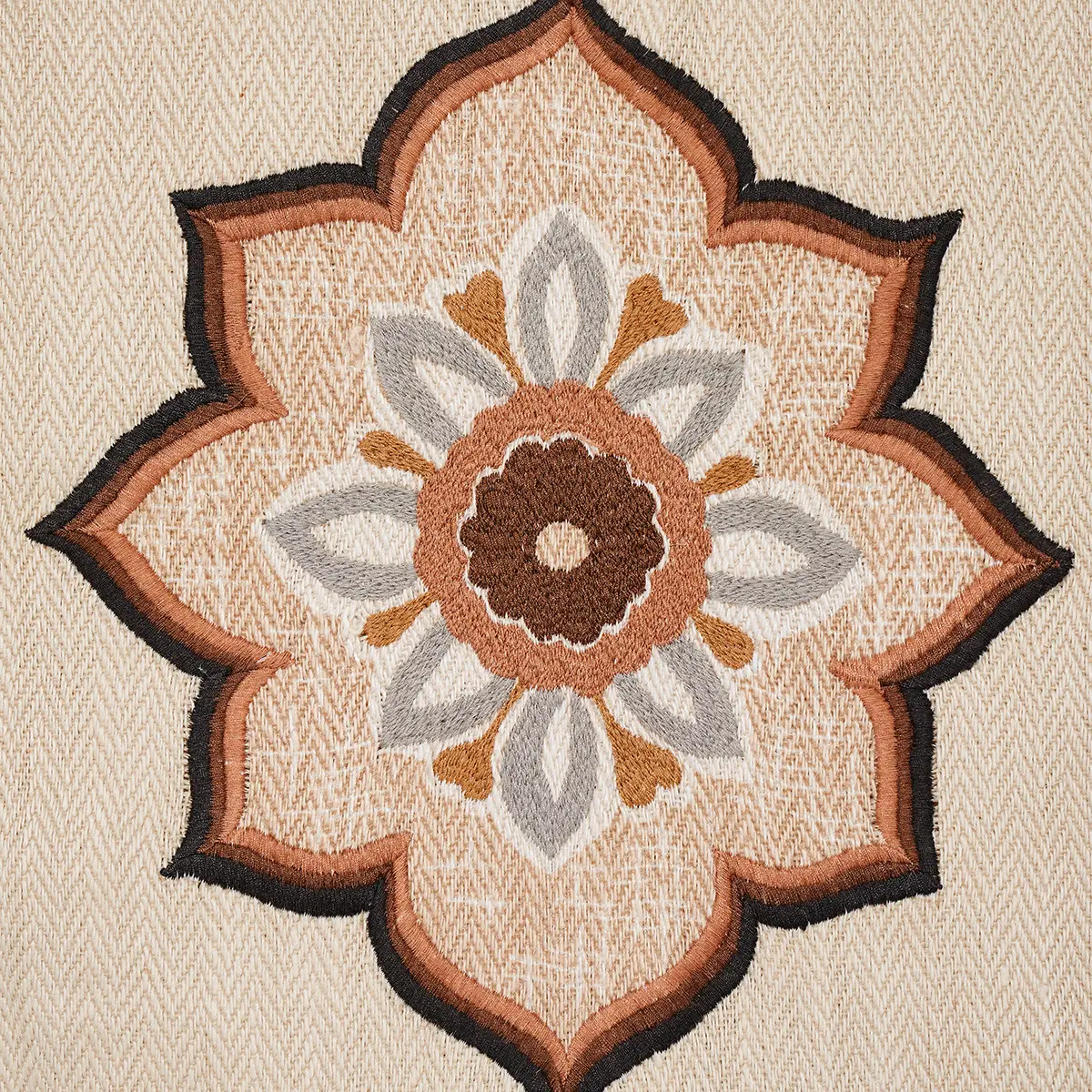 TEMARA HAND-EMBROIDERED PRINT_ NATURAL