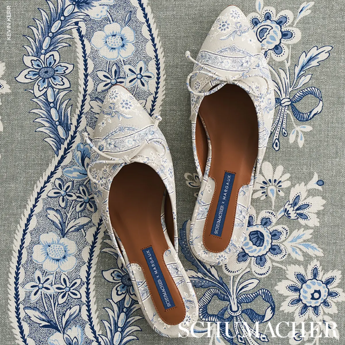 LE CASTELLET_ GRIS & BLEU