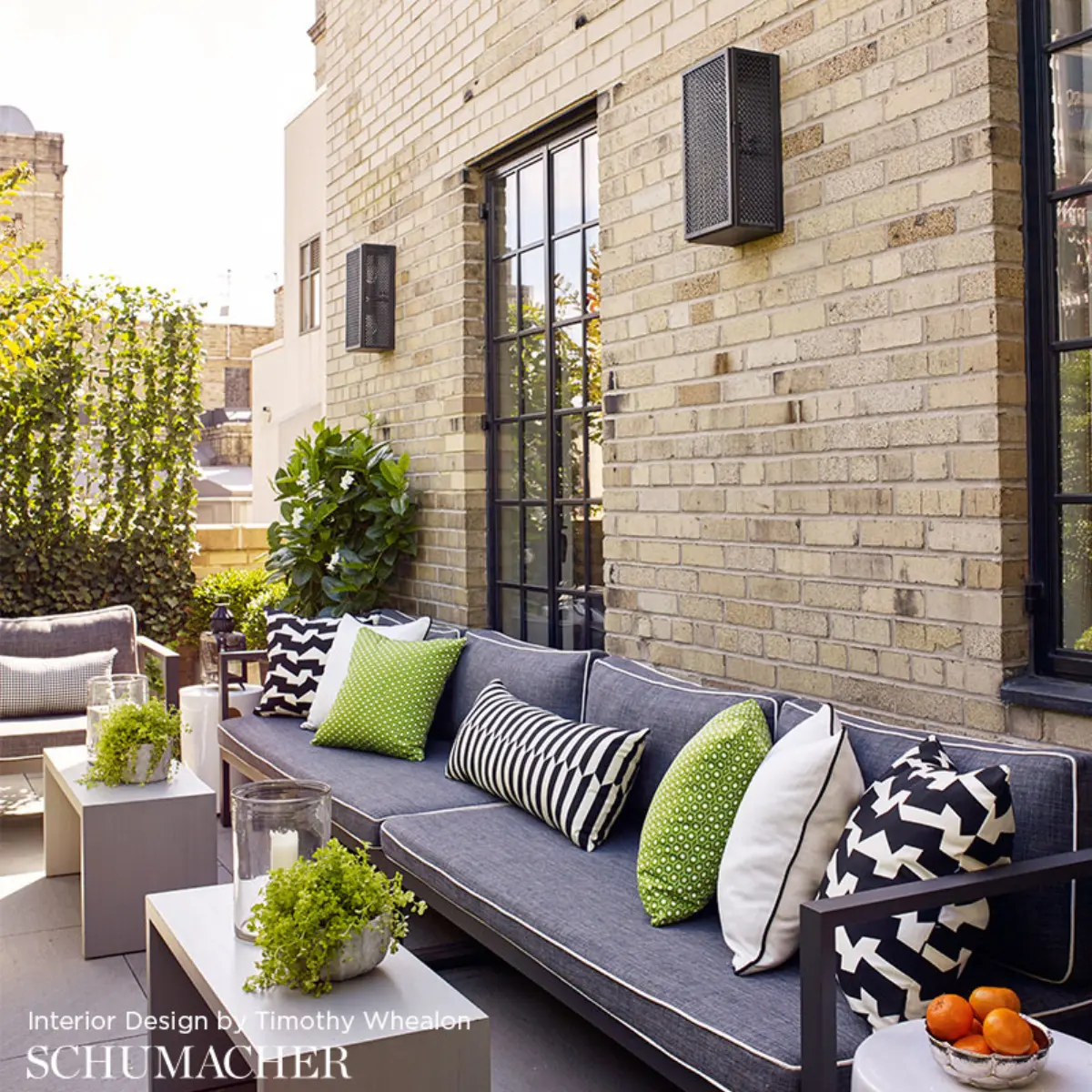 QUEEN B II INDOOR/OUTDOOR_ AQUA