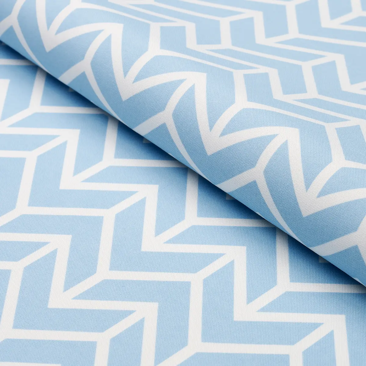 CHEVRON INDOOR/OUTDOOR_ SKY