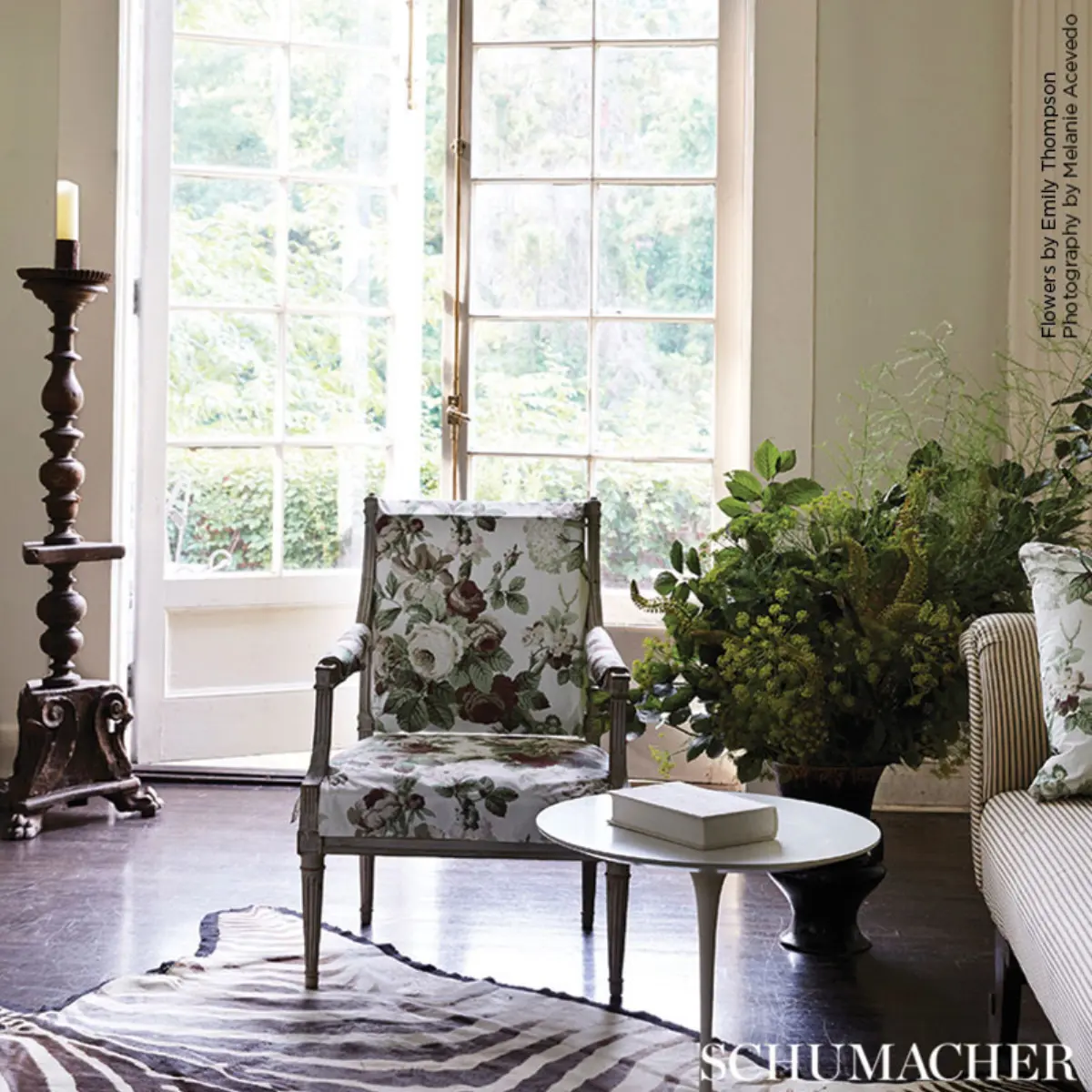 NANCY FLORAL_ GRISAILLE