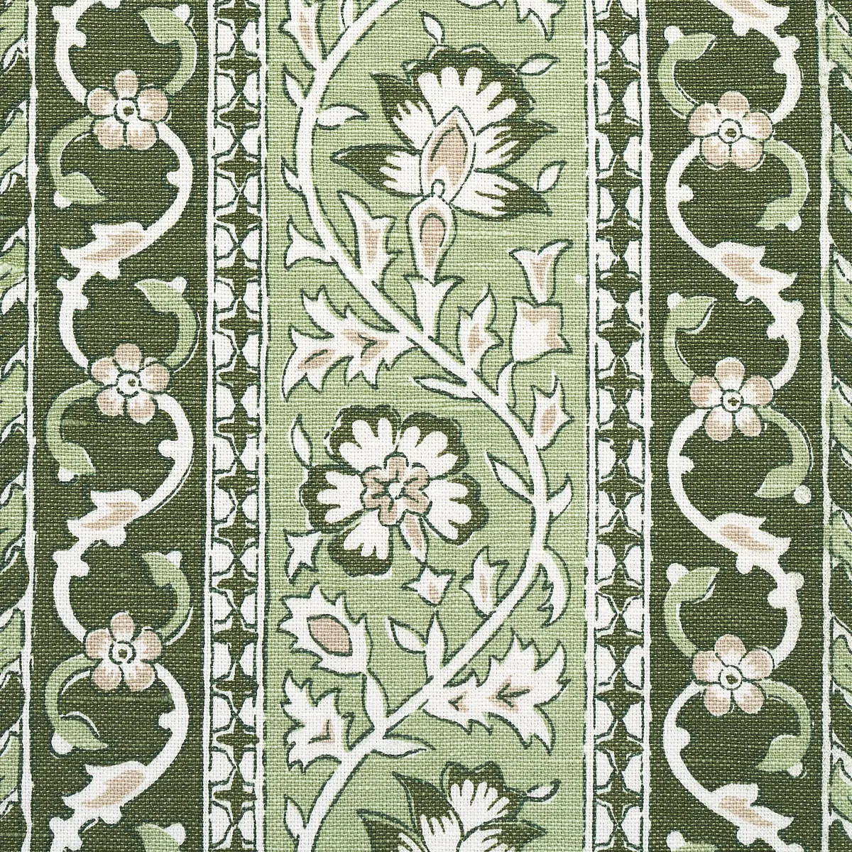 OJAI PAISLEY_ LEAF GREEN