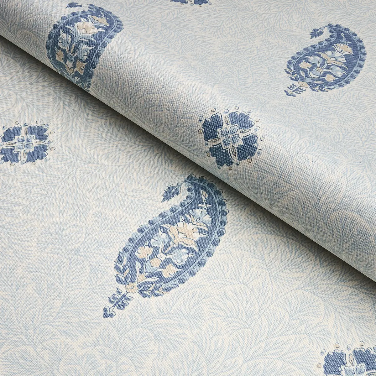 OJAI PAISLEY_ CHINA BLUE