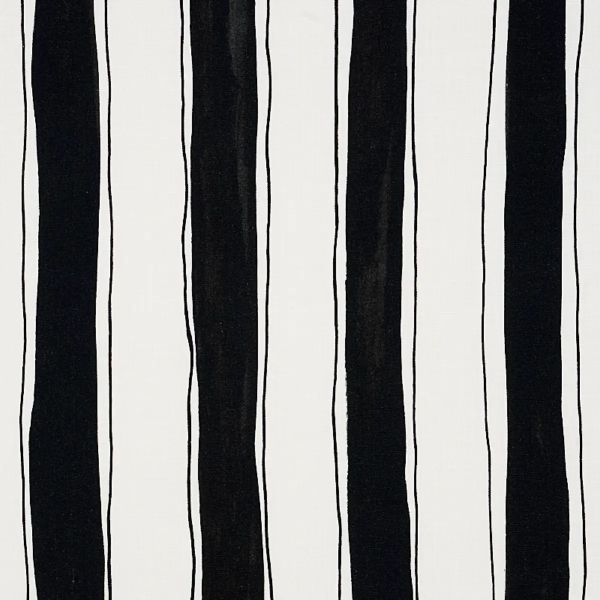 TRACING STRIPES_ BLACK
