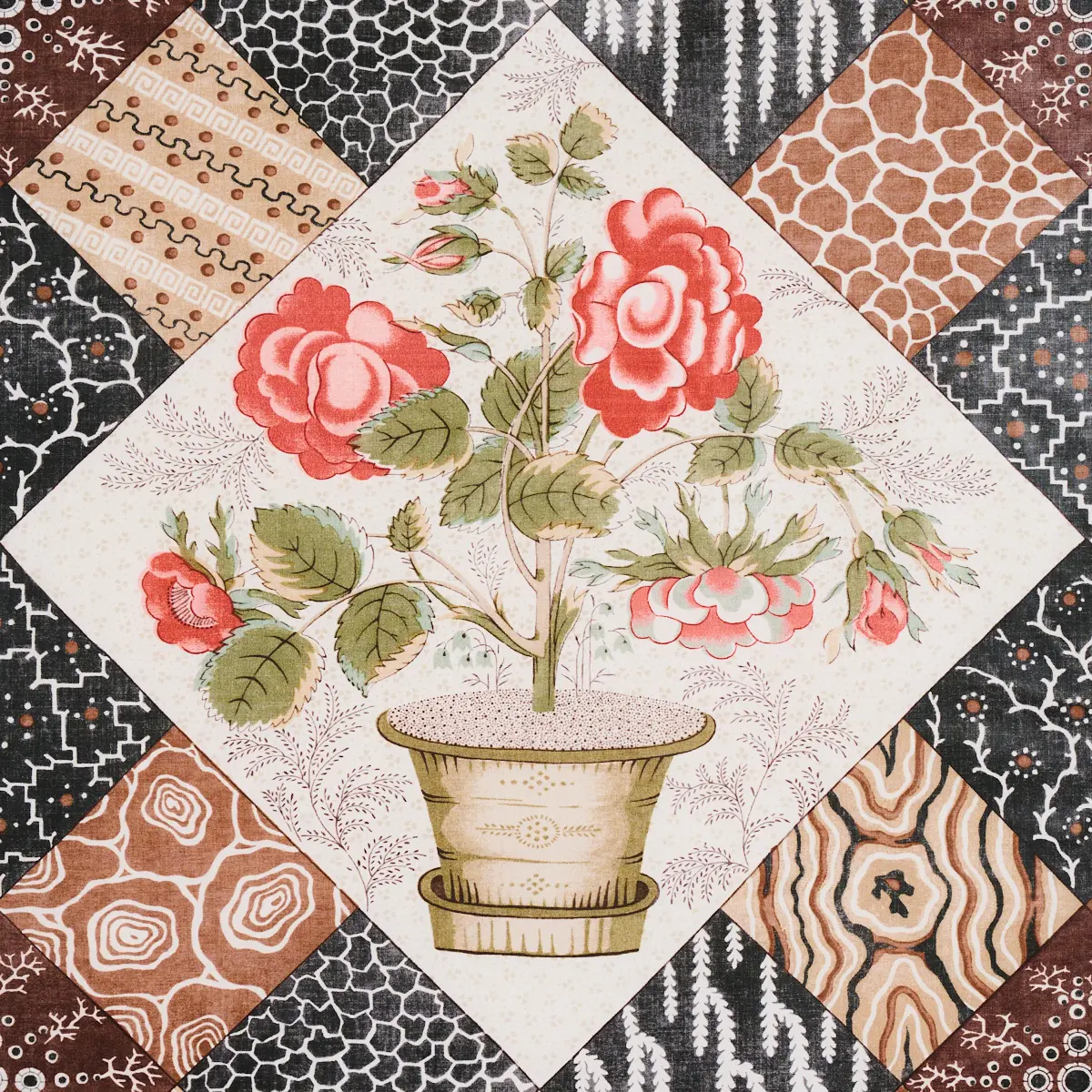 CALDWELL PATCHWORK CHINTZ_ ROSE AND CHOCOLATE