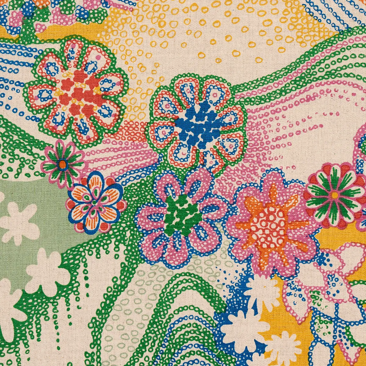 DAISY CHAIN_ LIGHT MULTI