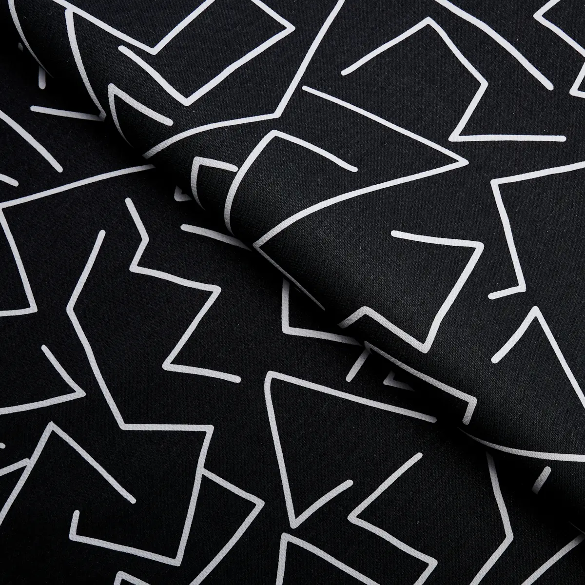 TANGENT PRINT_ CARBON