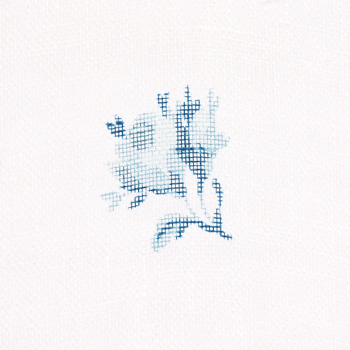 MARGIE FLORAL SHEER_ SOFT BLUE