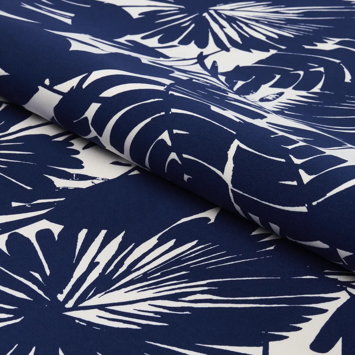 PALISADES PALM INDOOR/OUTDOOR_ INDIGO