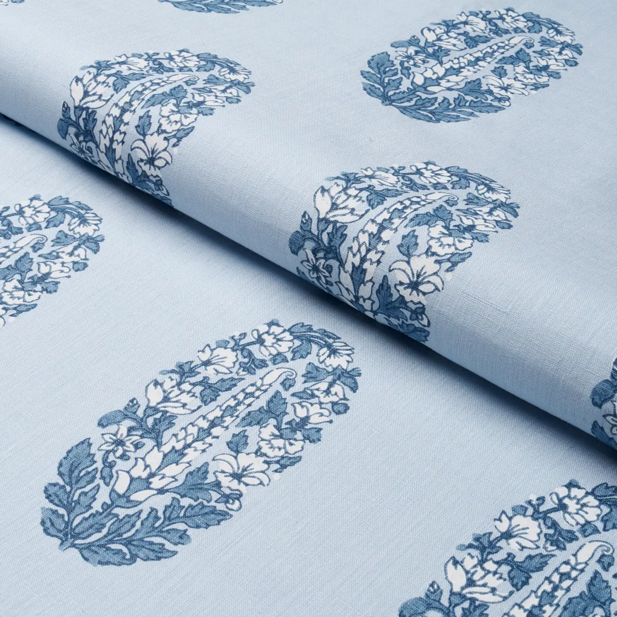 ASKANDRA FLOWER_ CHAMBRAY