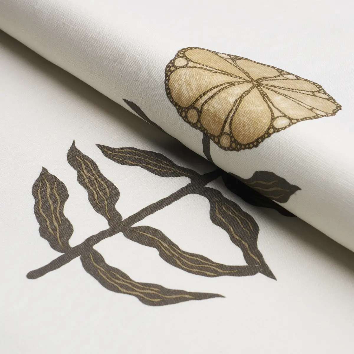 PRETTY PETALS_ NEUTRAL