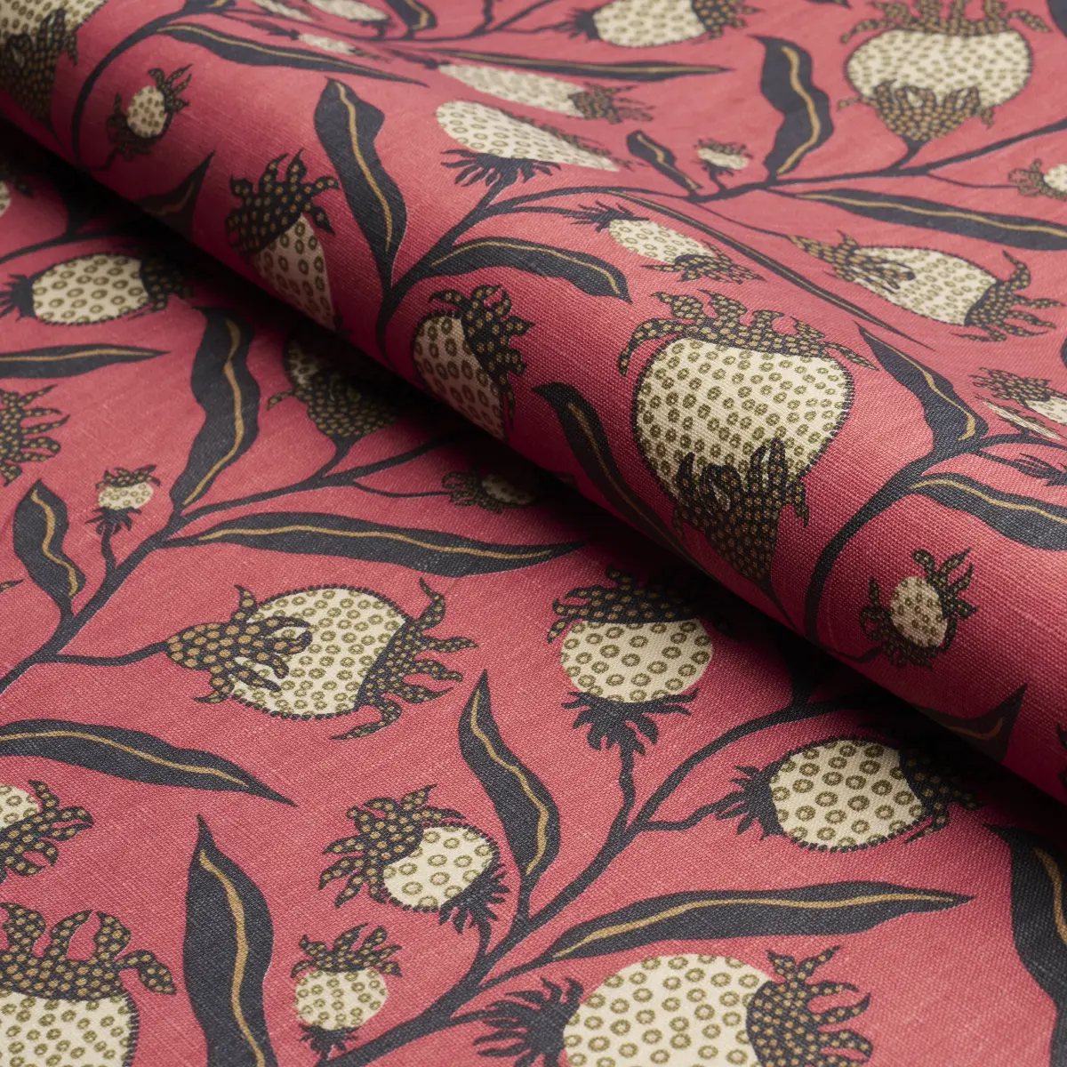 THISTLE VINE_ RED & GOLD