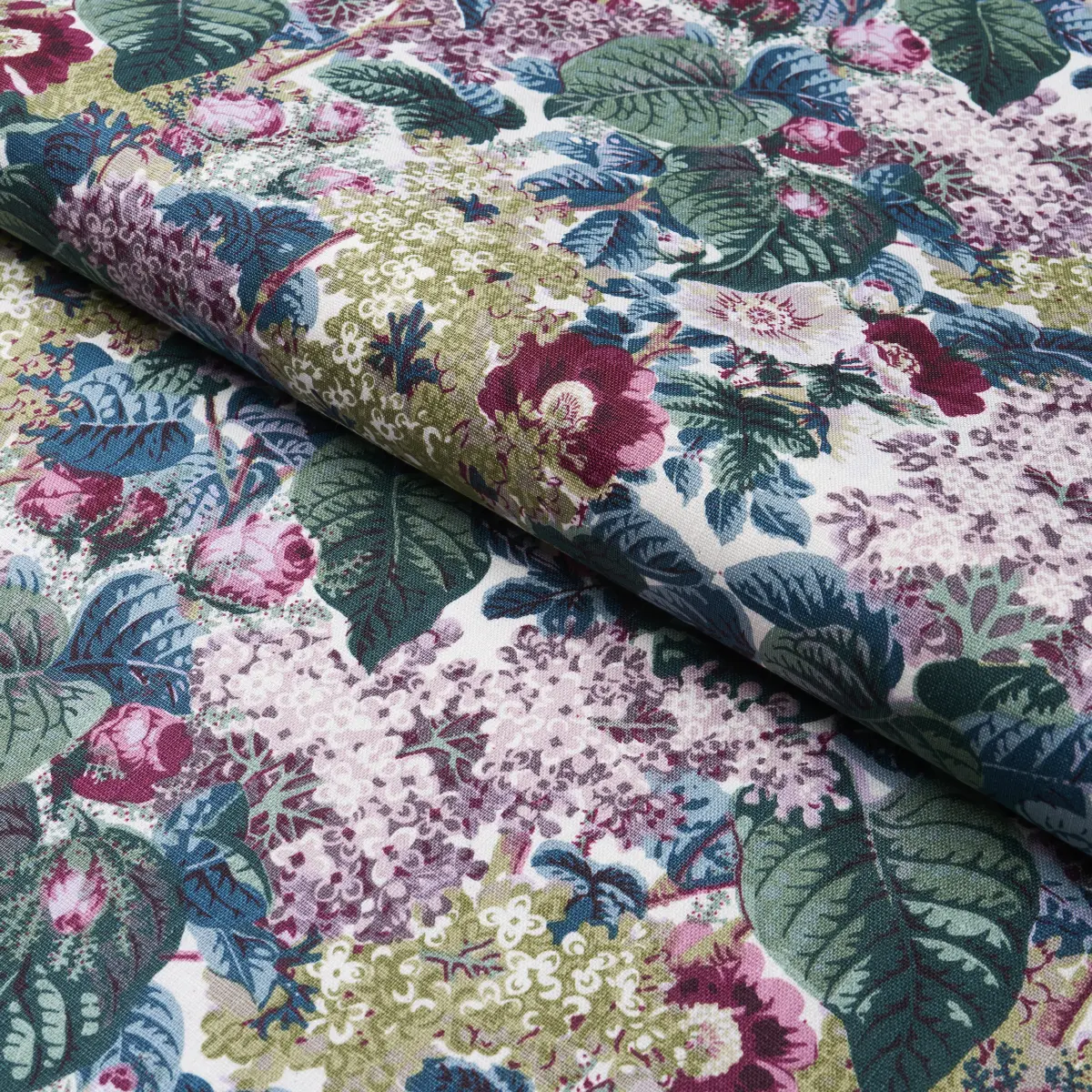 FLORA'S FLEURS_ PLUM