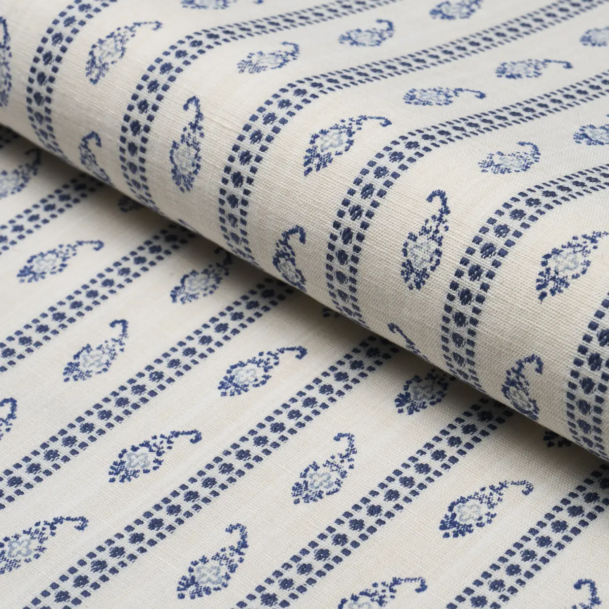 EDDIE WOVEN HAND BLOCK PRINT_ BLUE