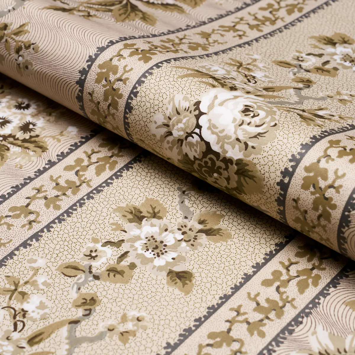 ELIZABETH CHINTZ_ NEUTRAL