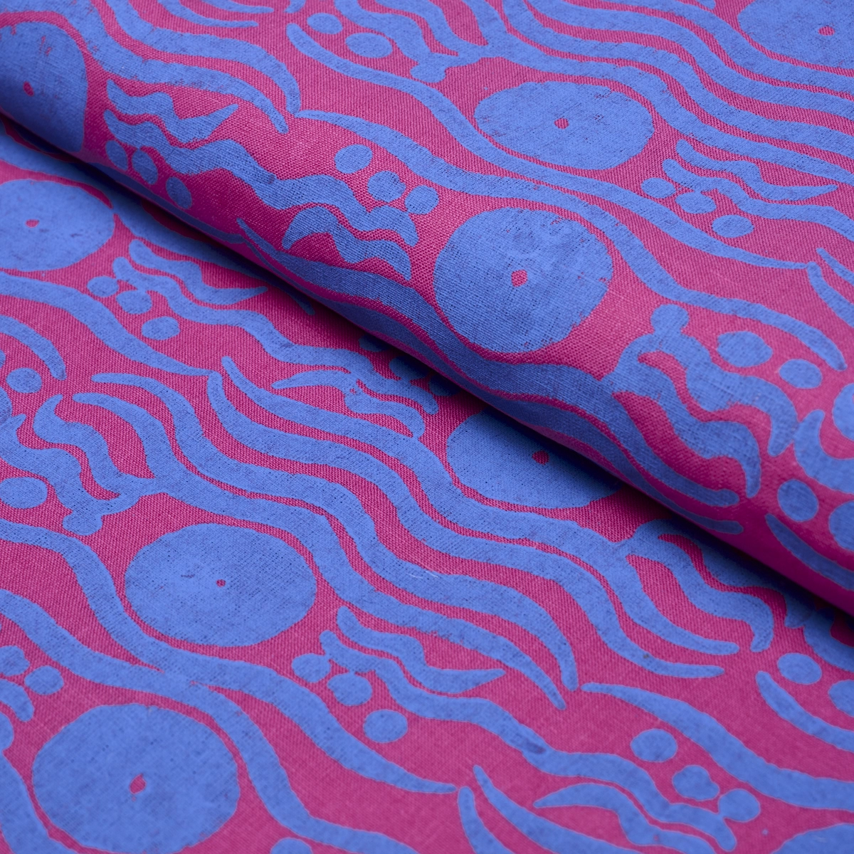 BOSPHORUS HAND BLOCK_ FUCHSIA & BLUE