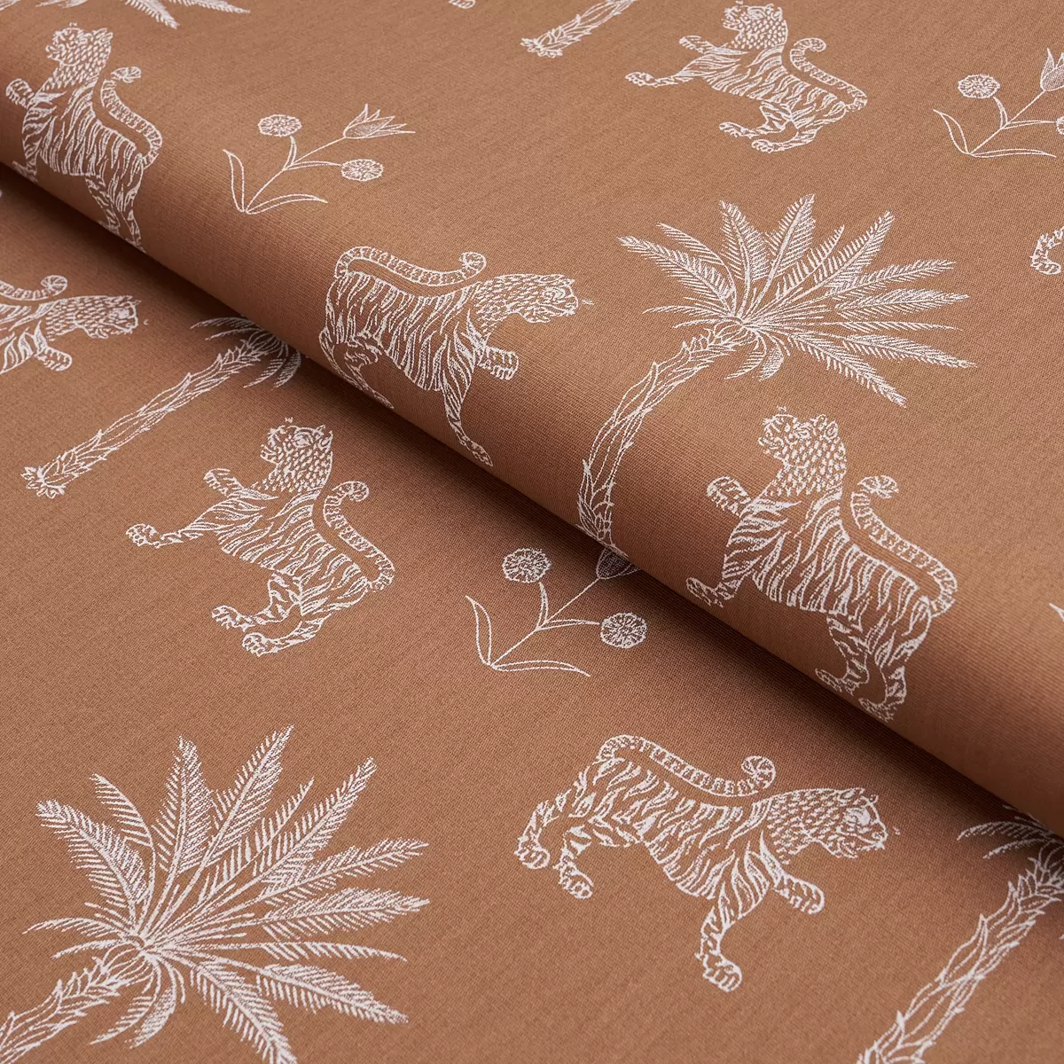 TIGER PALM SILHOUETTE OUTDOOR_ MEDITERRANEAN SPICE