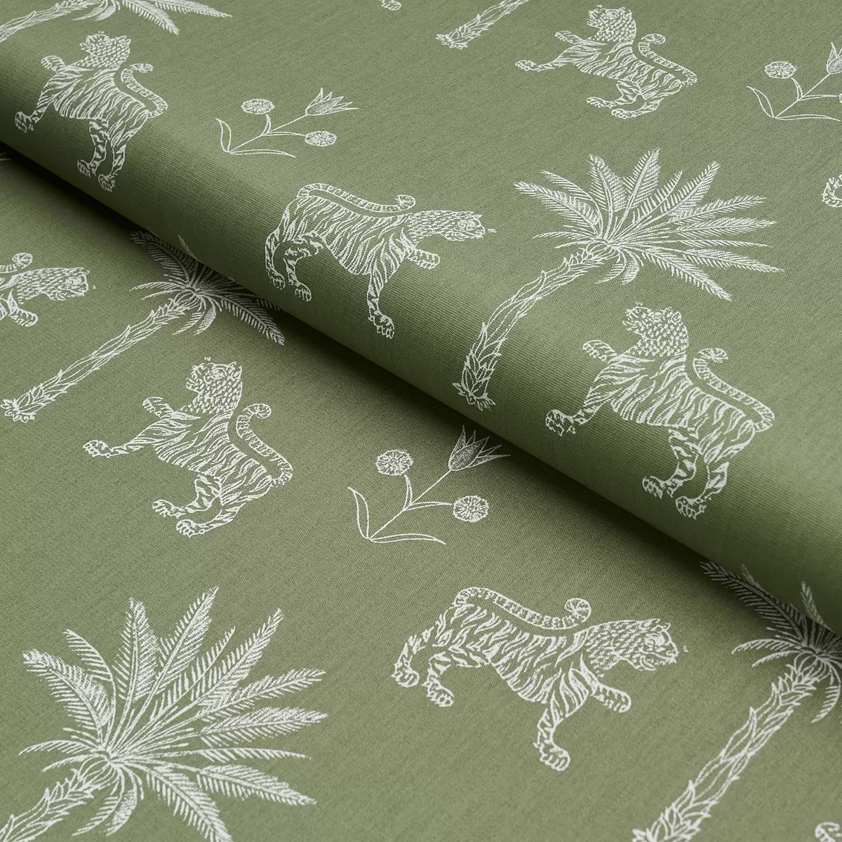 TIGER PALM SILHOUETTE OUTDOOR_ SAGE