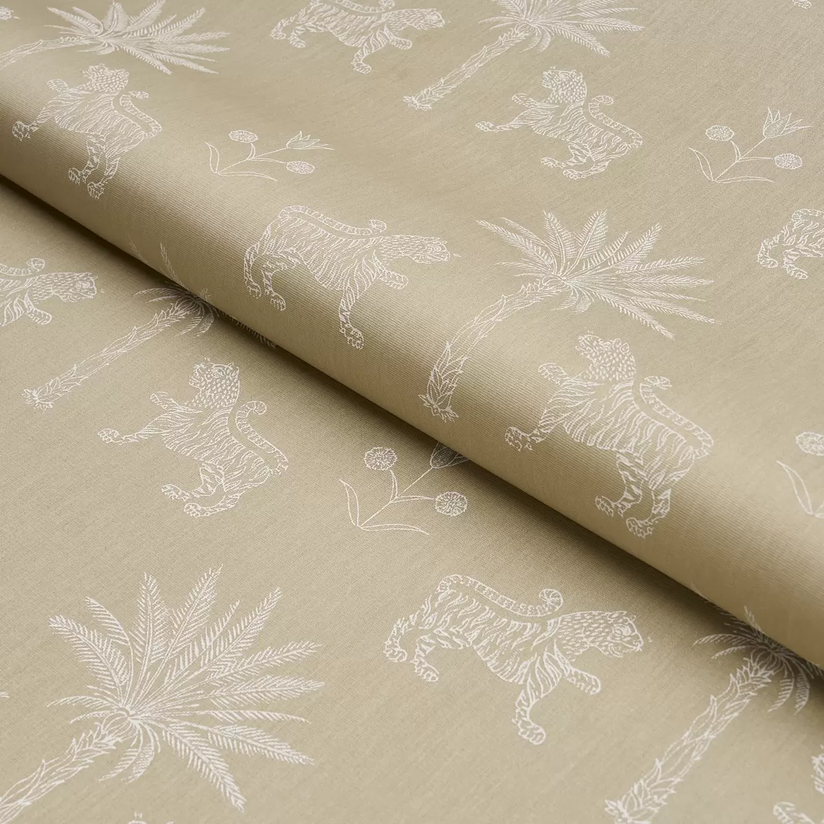 TIGER PALM SILHOUETTE OUTDOOR_ MISTRAL SAND