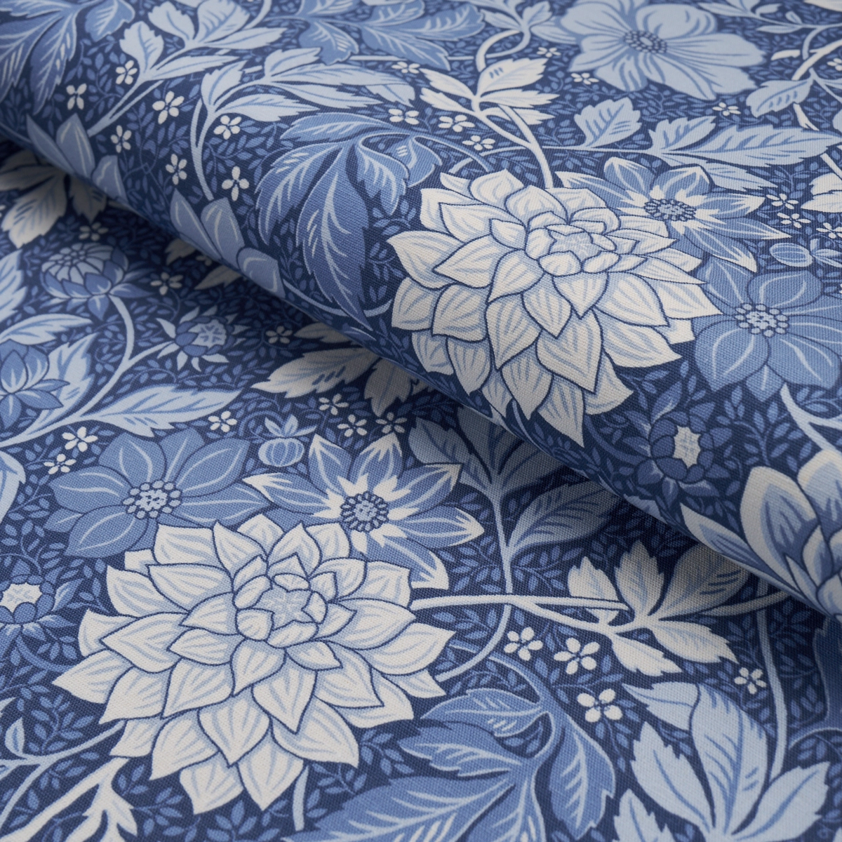 DAHLIA GARDEN_ BLUE AND WHITE