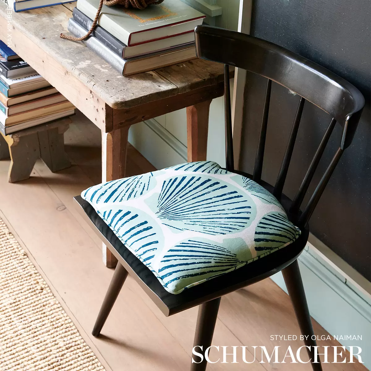 SCALLOP SHELL_ AQUA