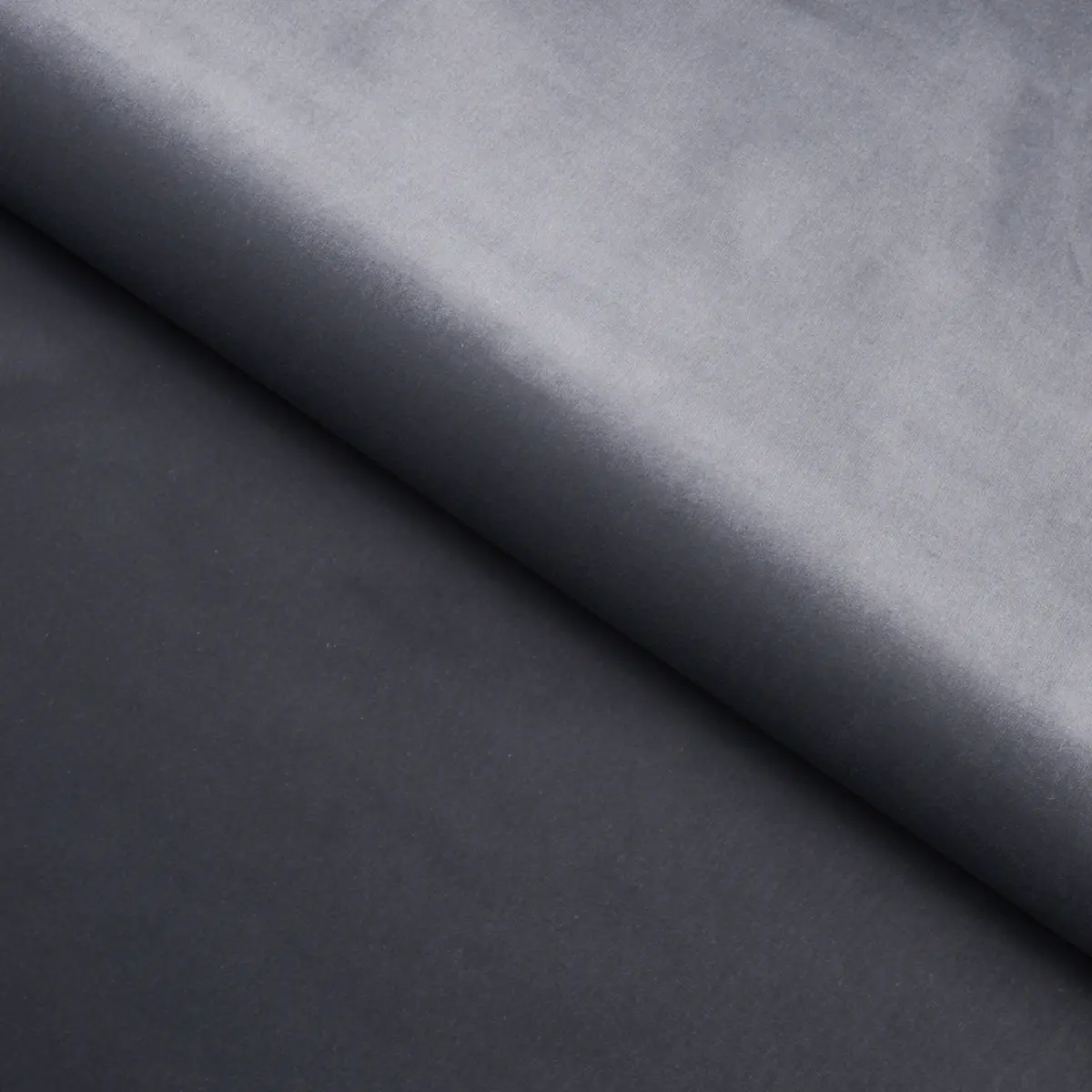GAINSBOROUGH VELVET_ GRAPHITE