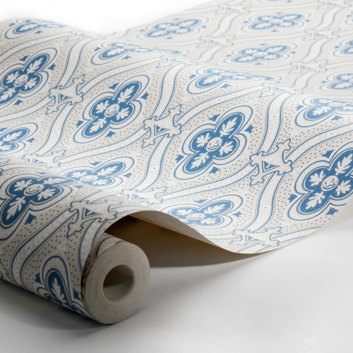 PIGKAMMAREN_ BLUE
