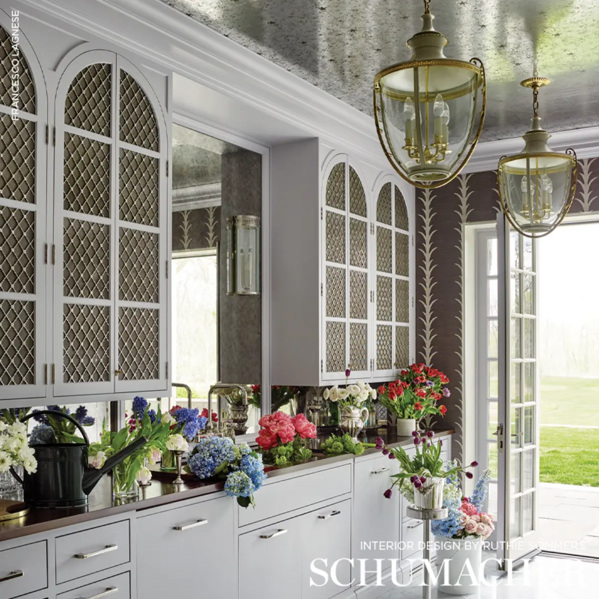 GLASS PANELING_ SILVER