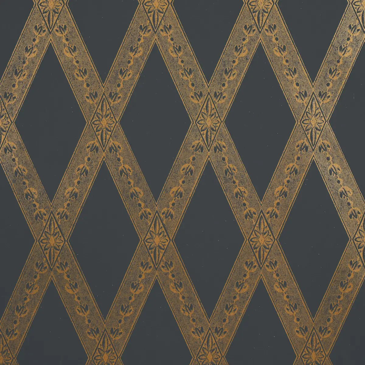 LES LOSANGES TOILE_ GOLD ON BLACK