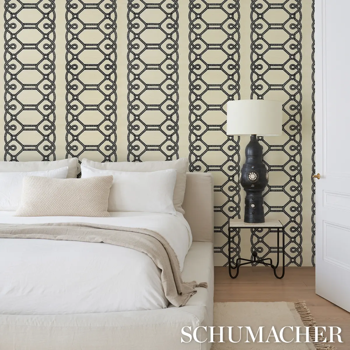 ZIZ EMBROIDERED SISAL_ BLACK