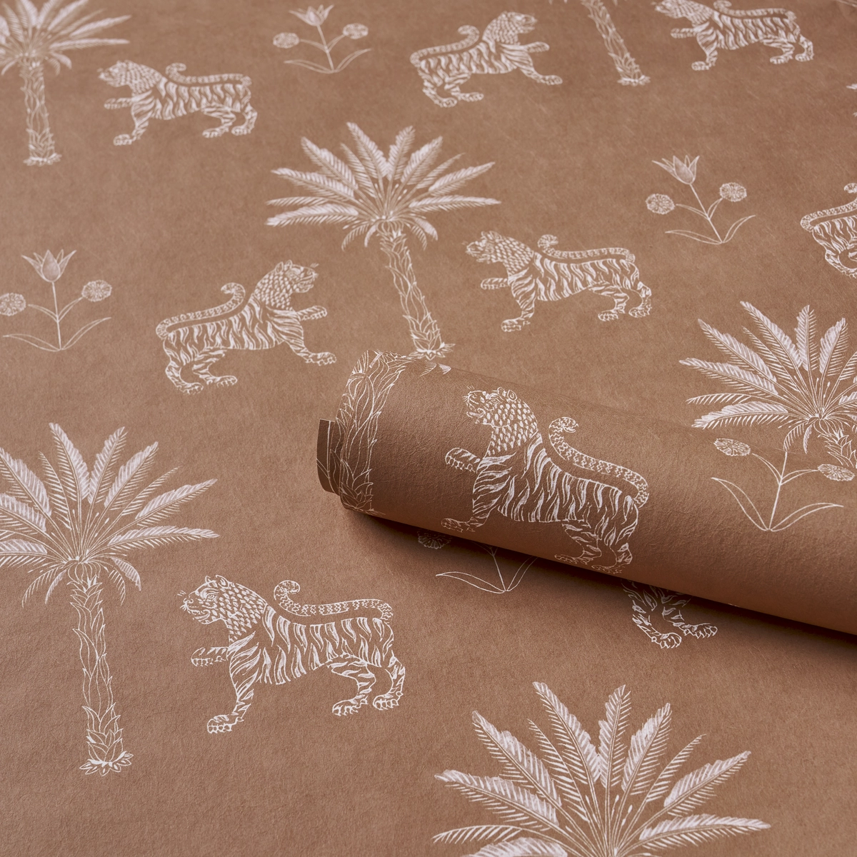 TIGER PALM SILHOUETTE_ MEDITERRANEAN SPICE