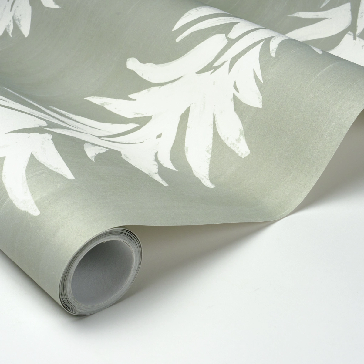 WHITE LOTUS_ COOL GREEN