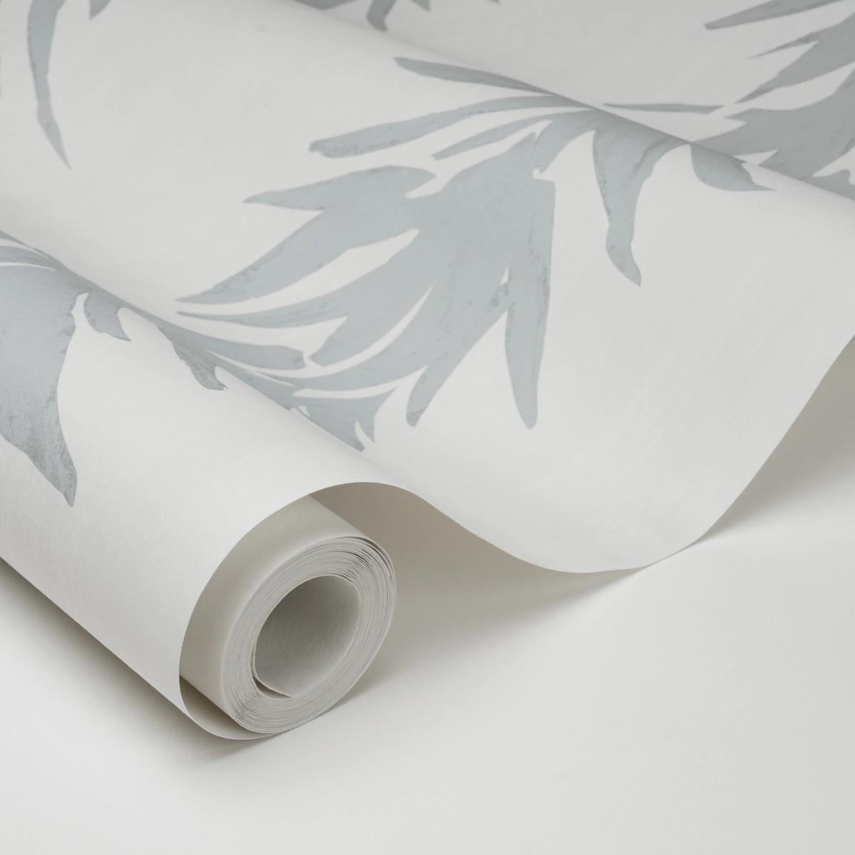 WHITE LOTUS_ COOL GRAY