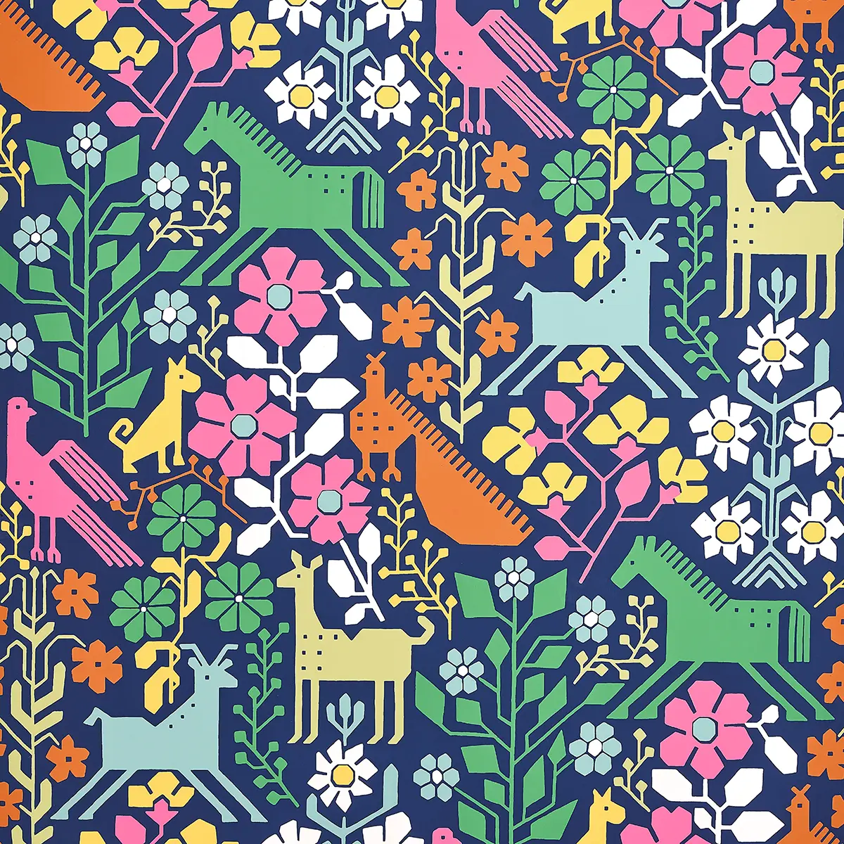 LUPITA_ MULTI ON NAVY
