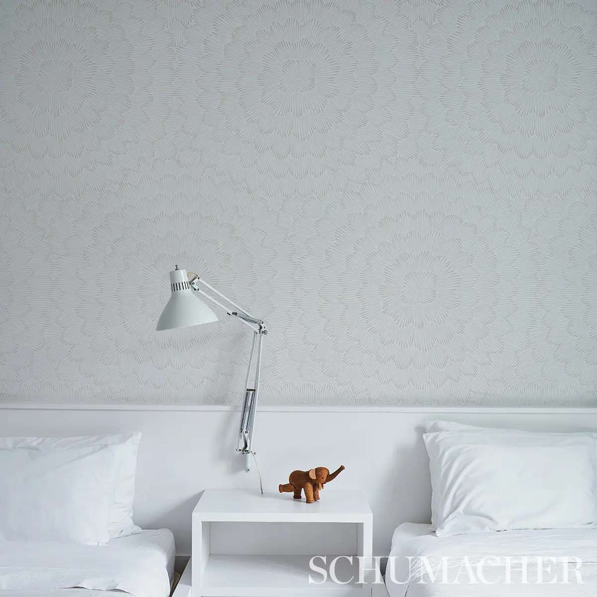 FEATHER BLOOM_ SOFT NEUTRAL