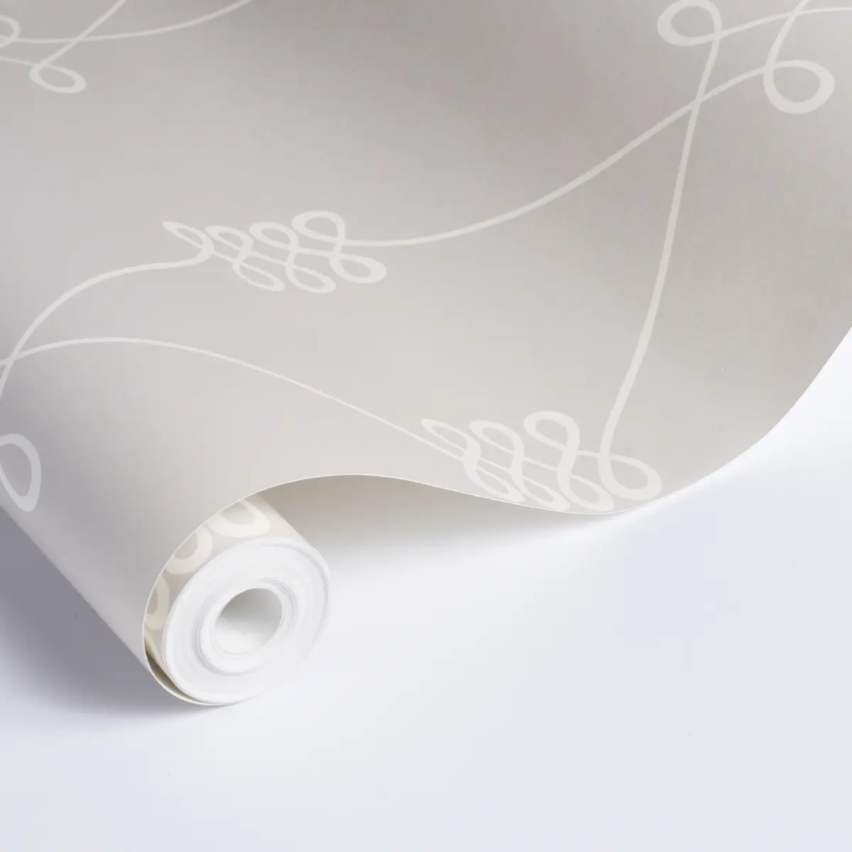 NICOLETTE_ WHITE ON GREY