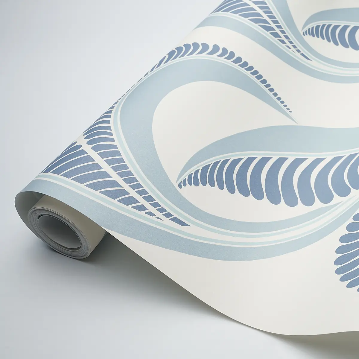 BANANA LEAF_ CHINA BLUE
