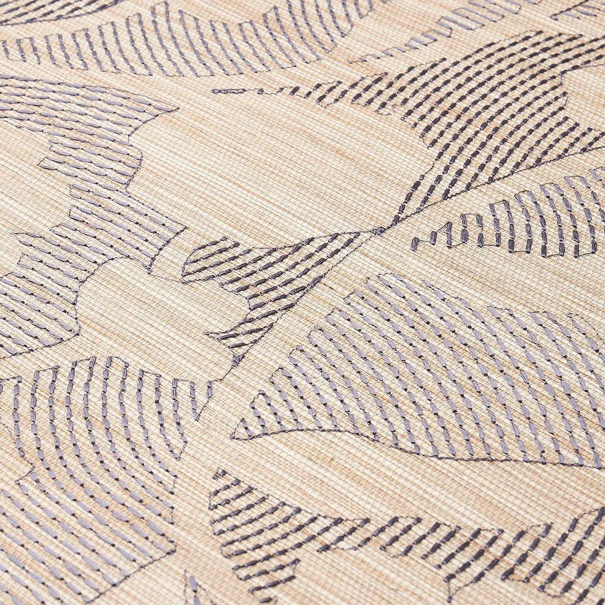 KANTHA EMBROIDERED FLOWER SISAL_ CARBON