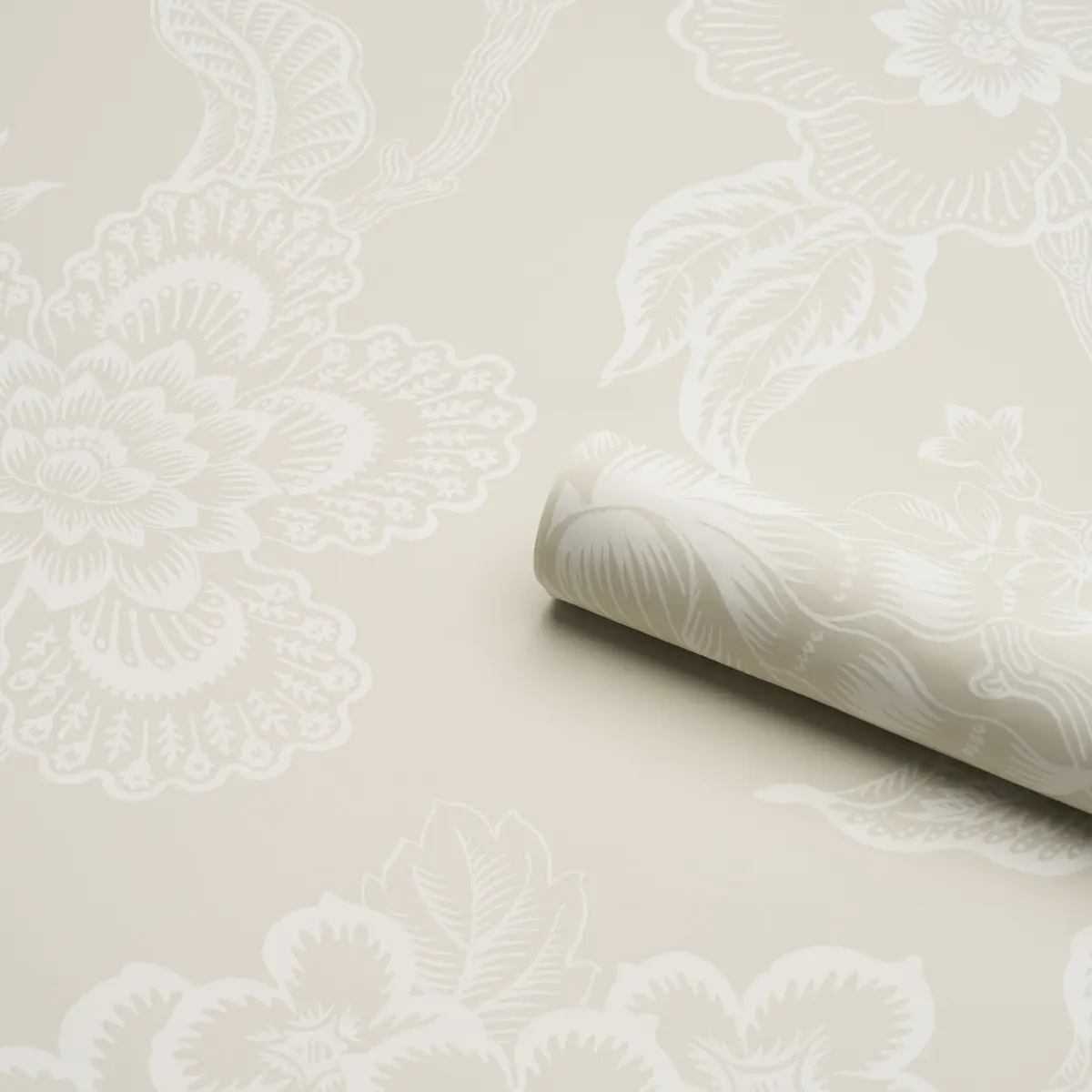 HOTHOUSE FLOWERS SILHOUETTE_ CREAM