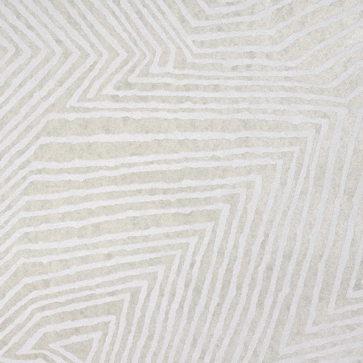 LABYRINTH GRAND_ SOFT SILVER