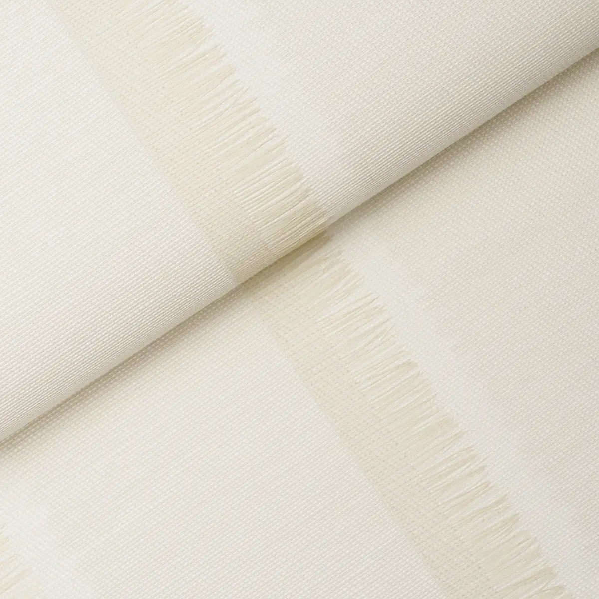AXEL FRINGE WALLCOVERING_ PARCHMENT