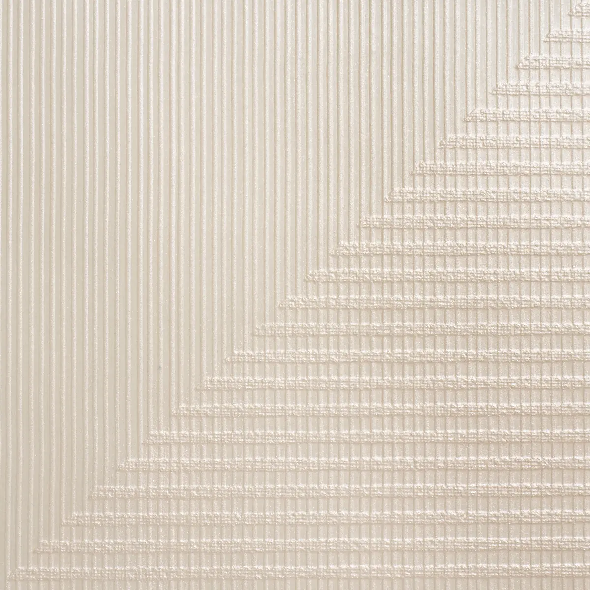 Hand Combed Triangles_ PEARLESCENT