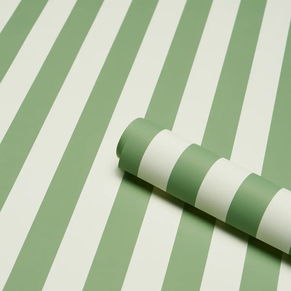 Emma Stripe_ APPLE GREEN