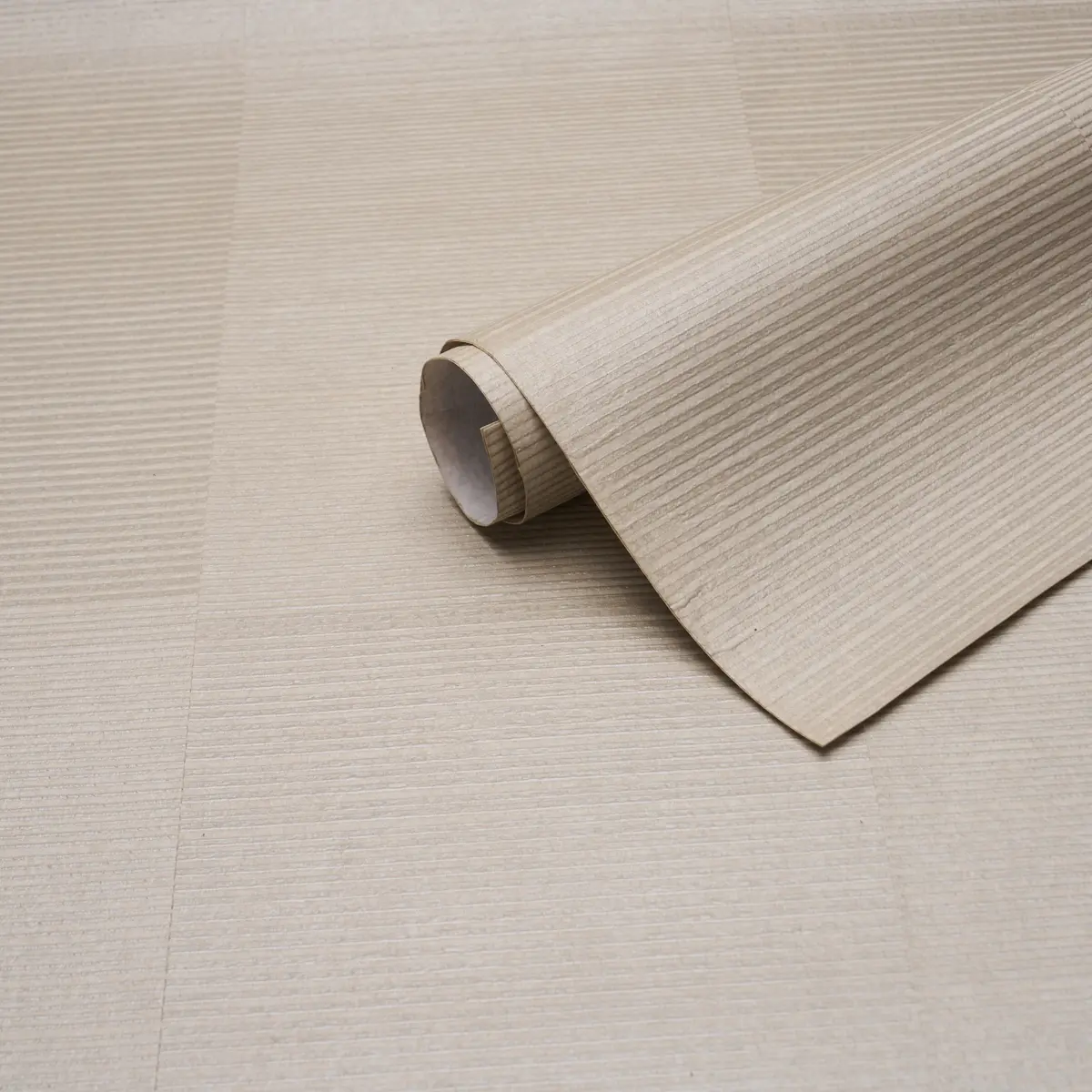 Quinton Offset Rib Wallcovering_ PLATINUM