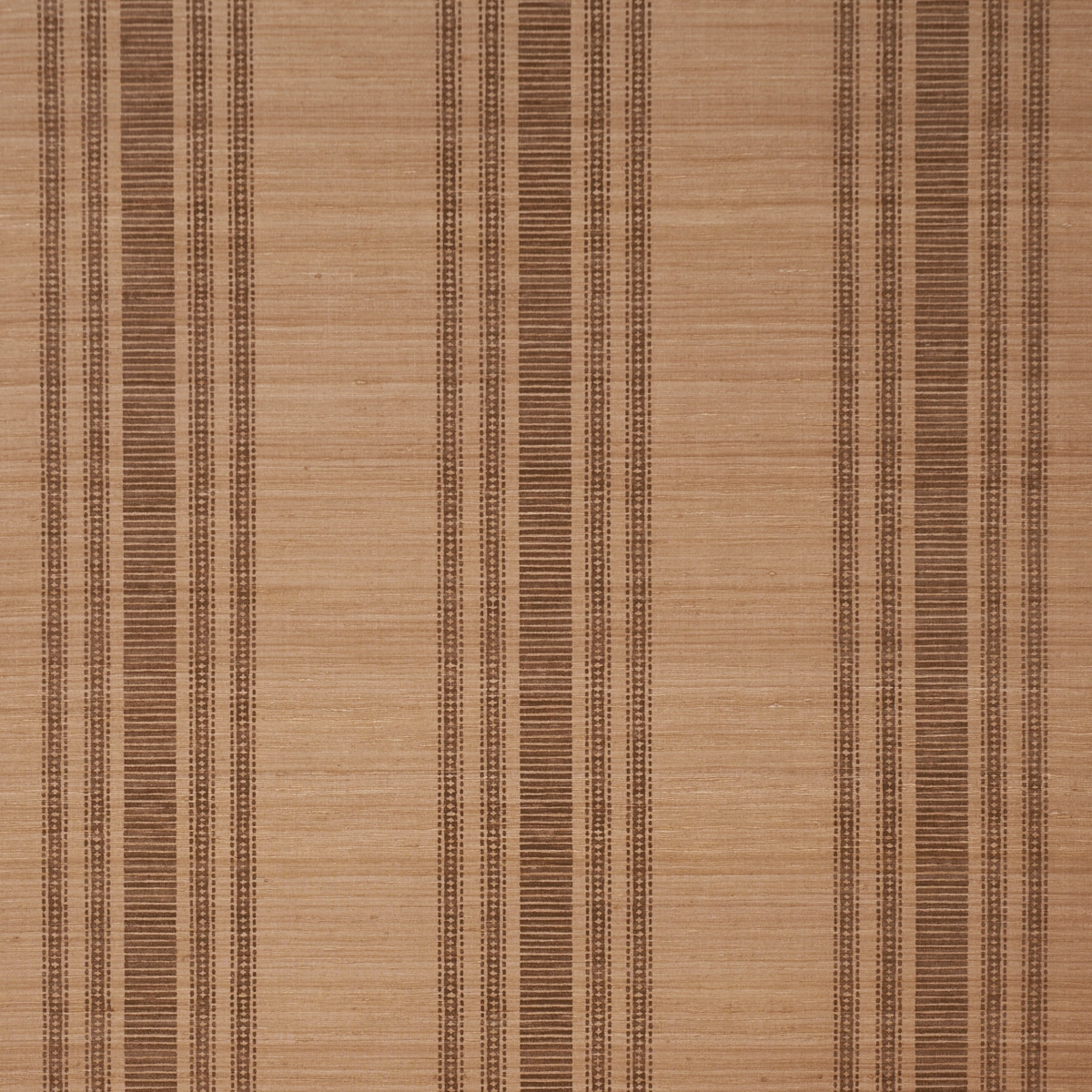 CASSIA SILK STRIPE WALLCOVERING_ WALNUT
