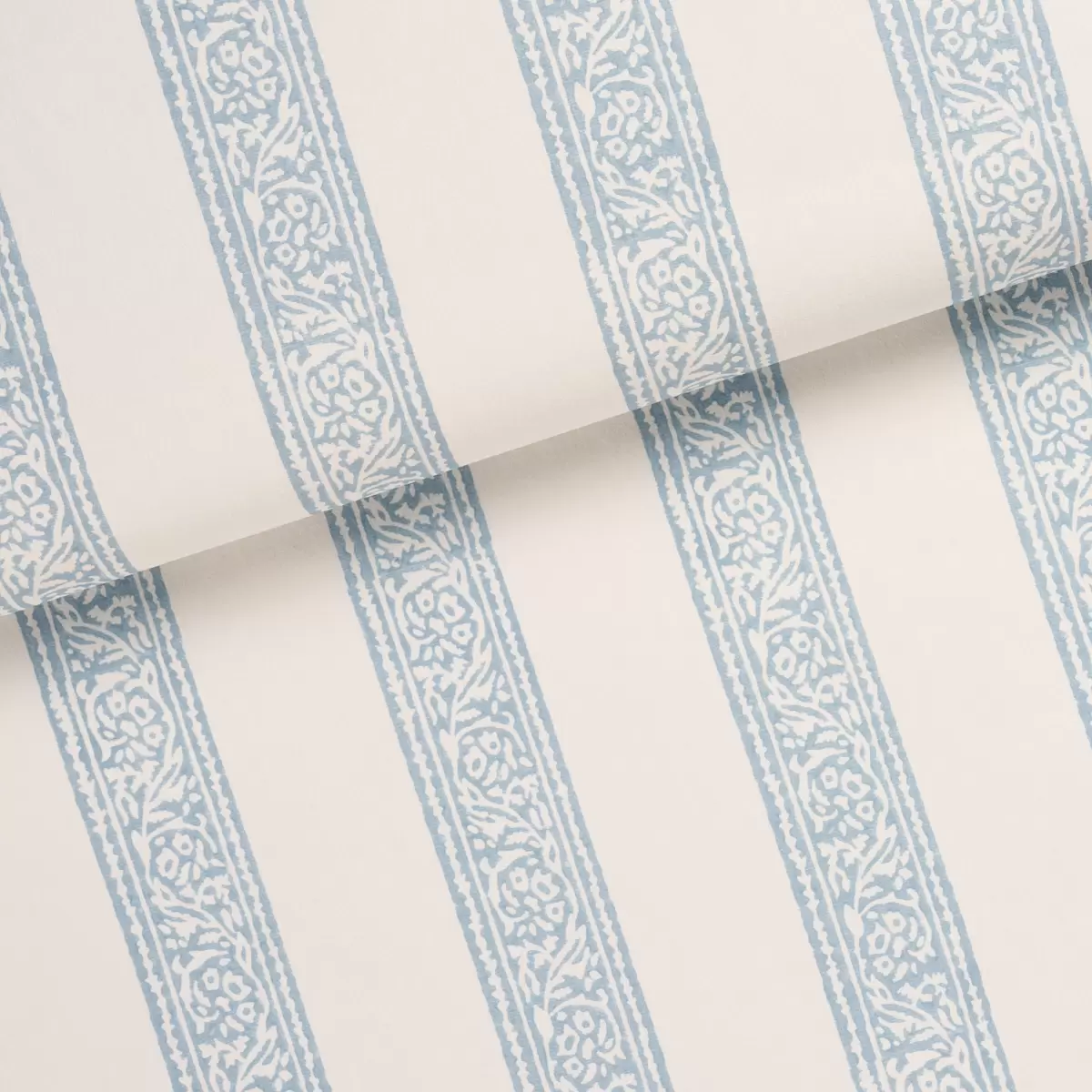 MAHDAVI STRIPE_ SKY