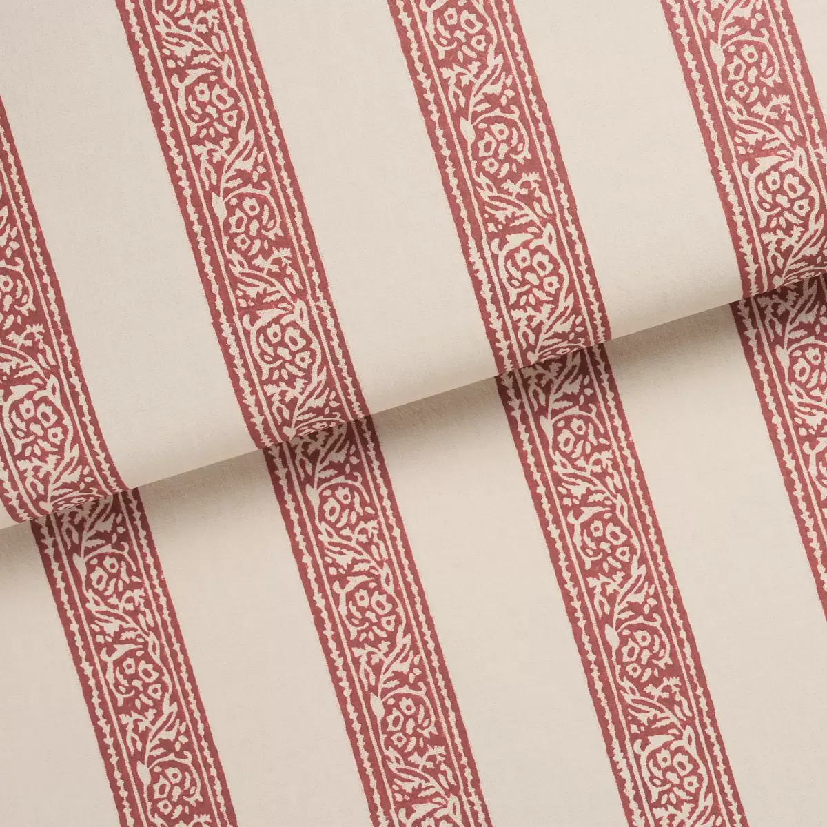 MAHDAVI STRIPE_ RED