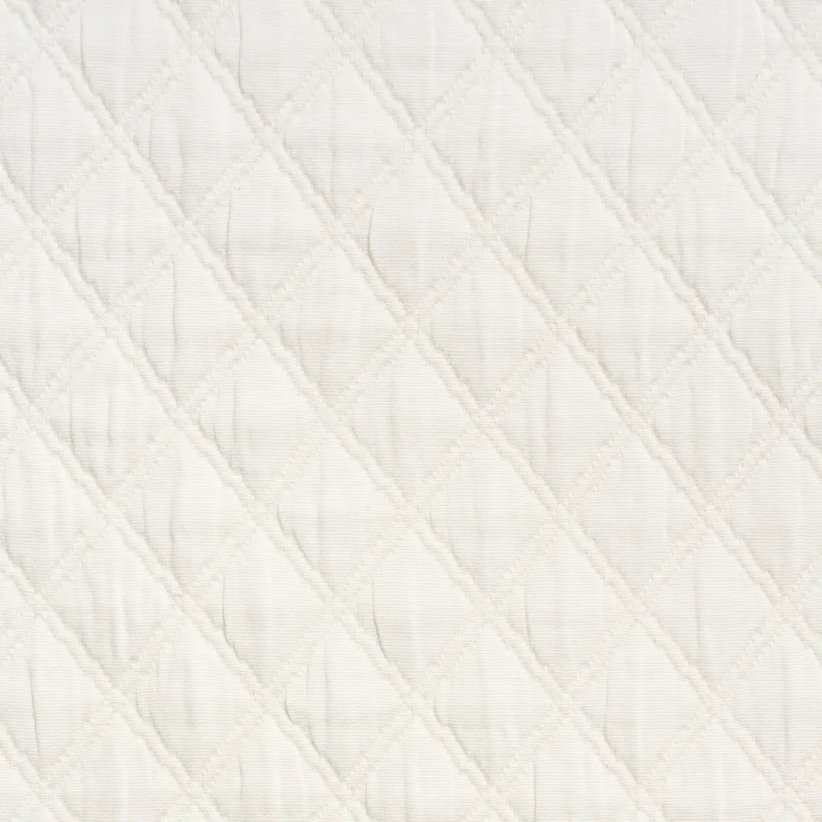 LUCCA MATELASSÉ_ PORCELAIN