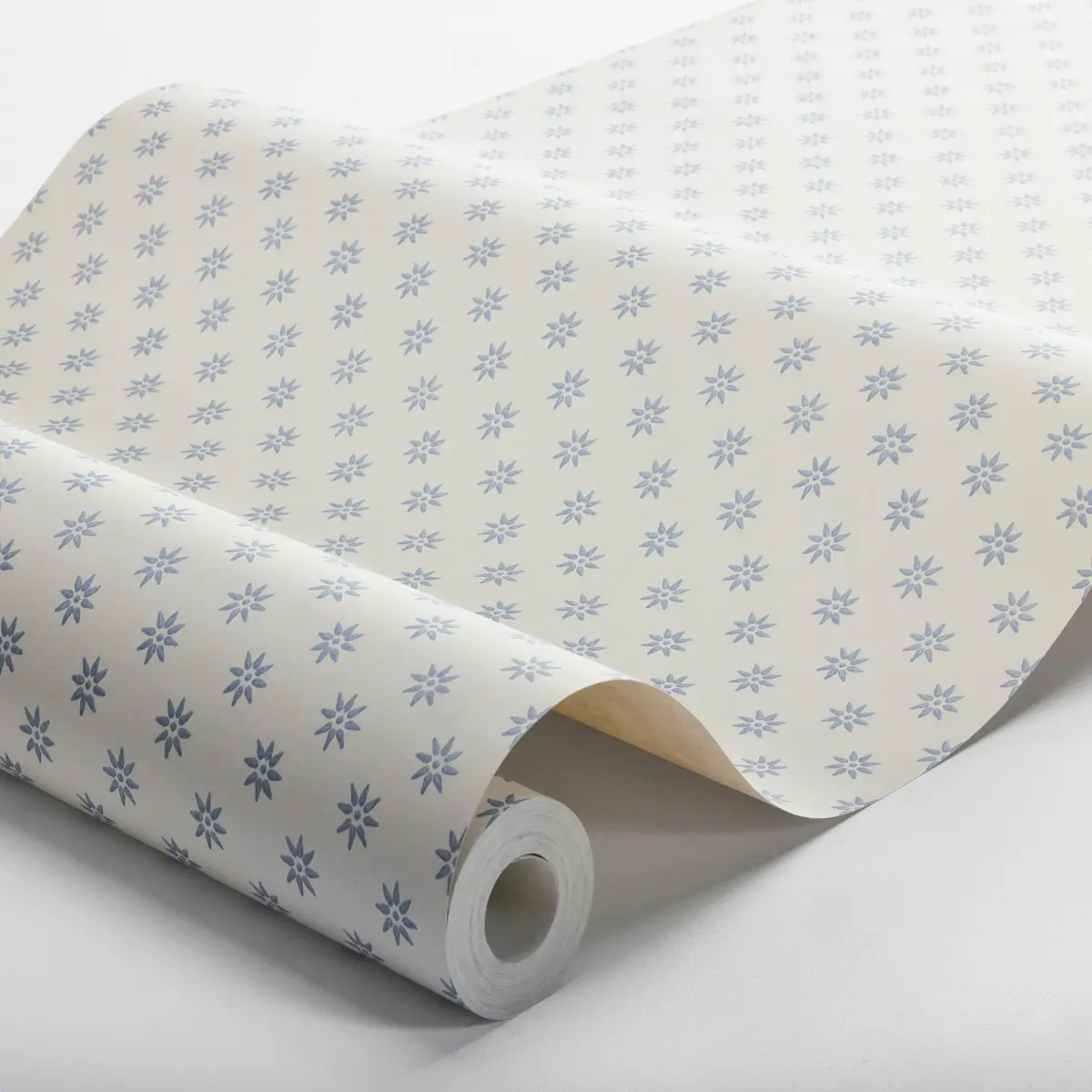 SKOGSSTJÄRNA_ BLUE